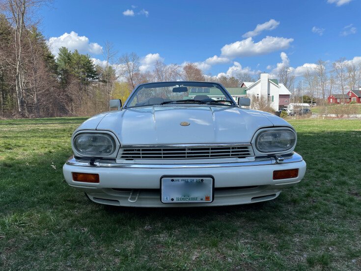 Thumbnail Photo undefined for 1994 Jaguar XJS V12 Convertible